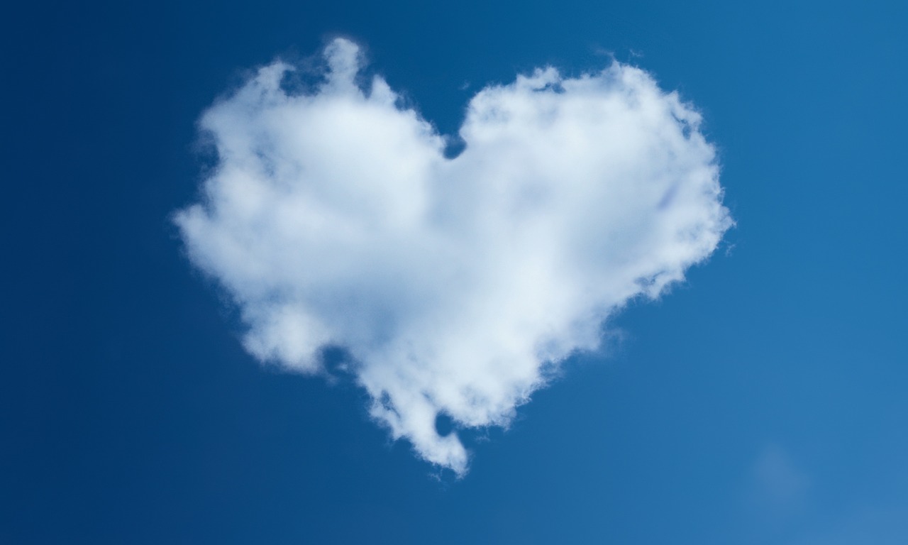 Image - heart sky dahl blue sky