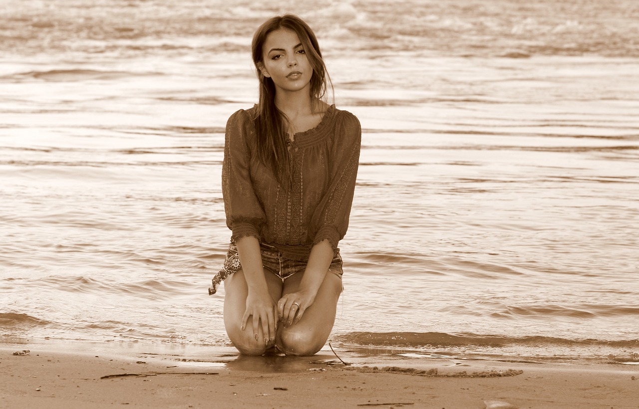 Image - girl water waves beauty sensual