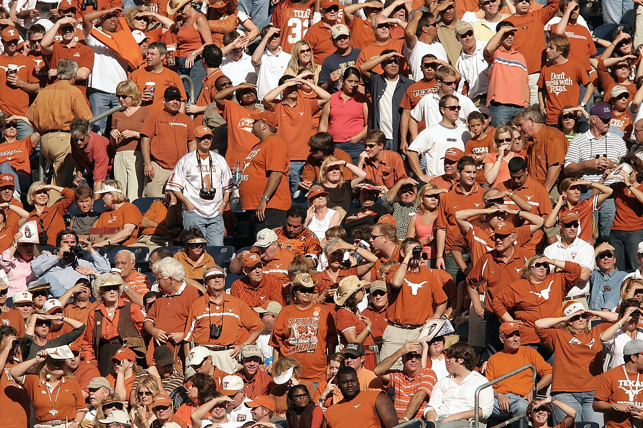 Image - spectators sports fans football fans