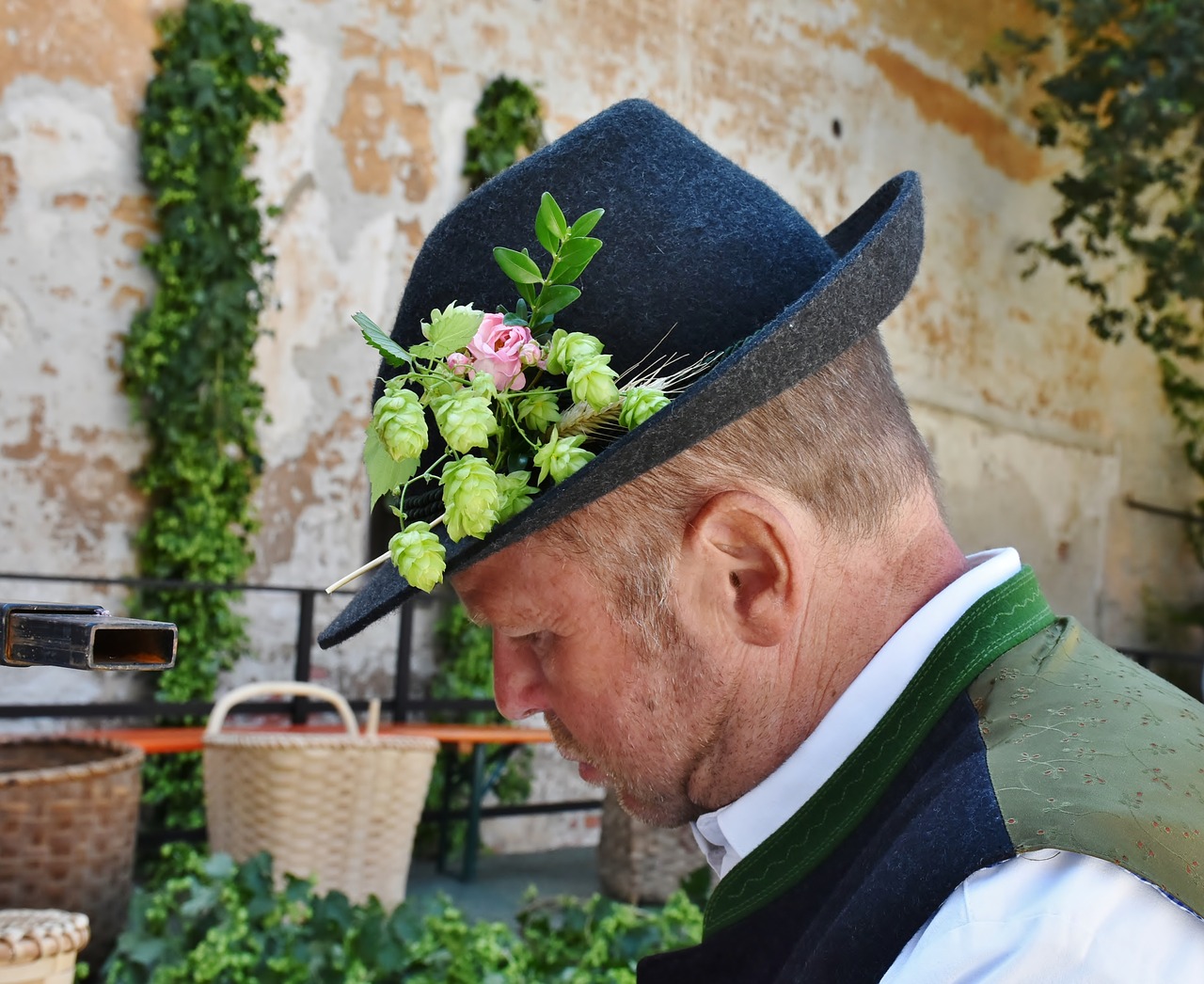 Image - man bavaria portrait work hat