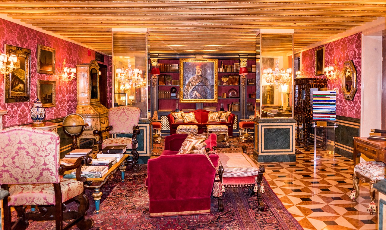 Image - venice italy gritti palace ornate