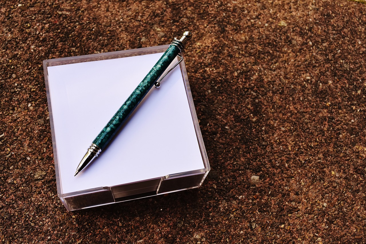 Image - pen stickies memo notes