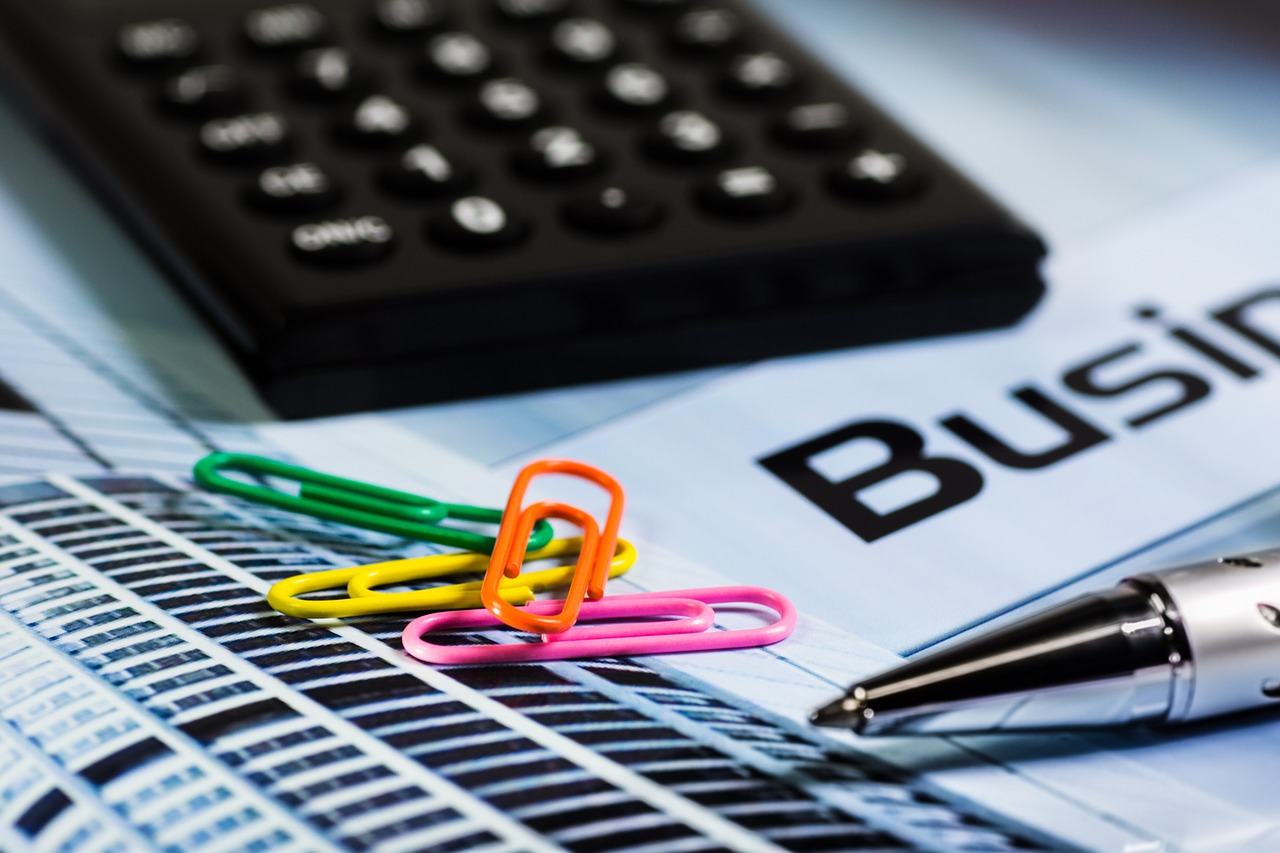 Image - calculator paperclip pen office