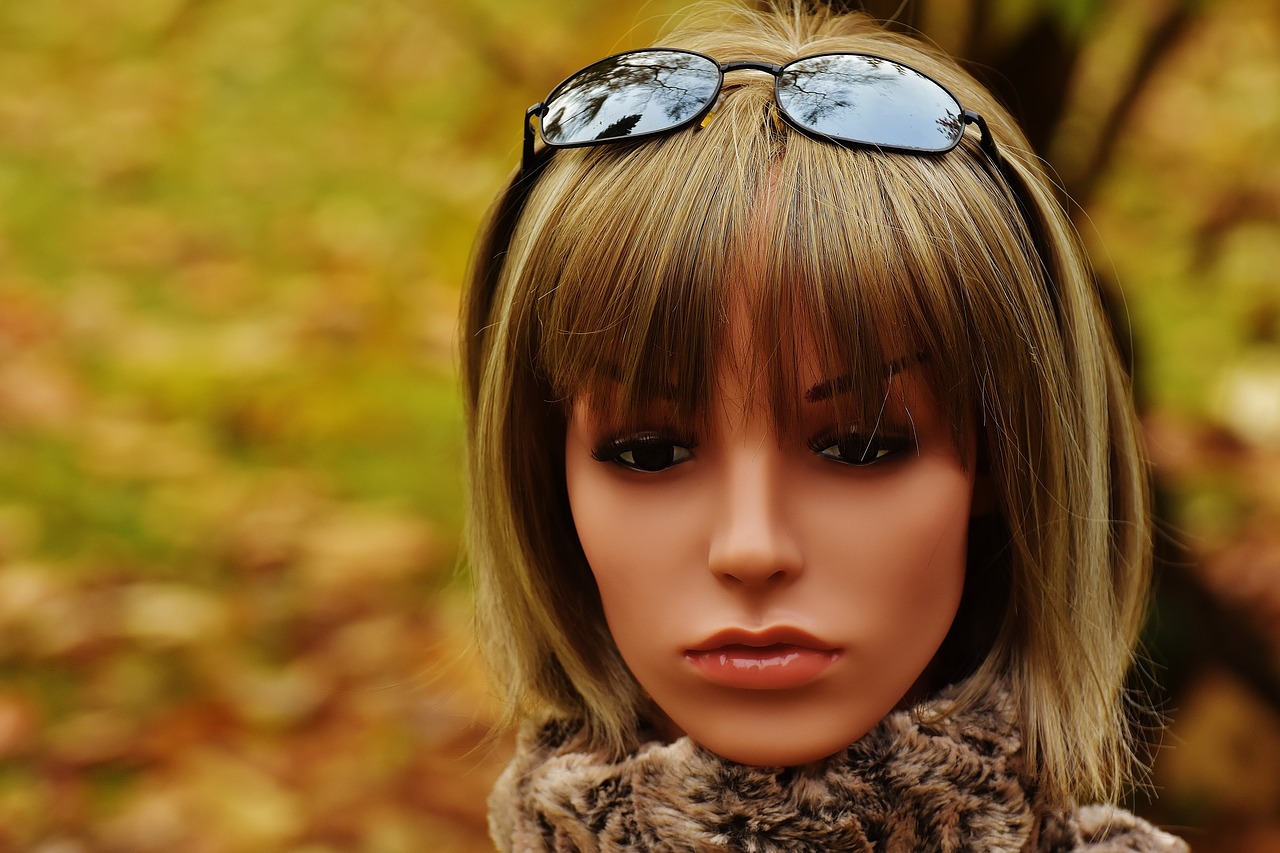 Image - woman pretty chic sunglasses