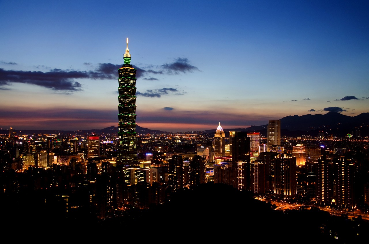 Image - taipei skyline taiwan cityscape