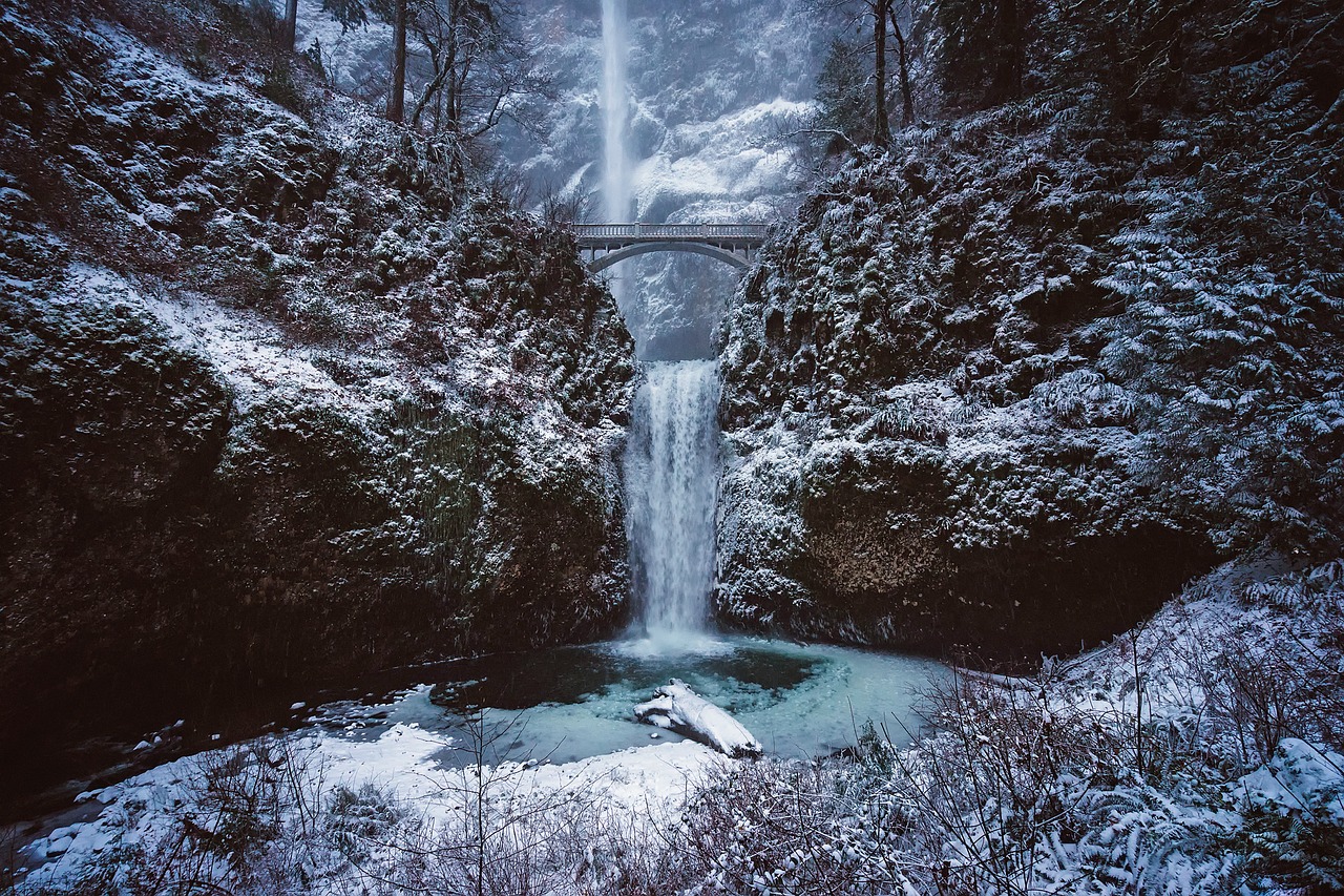 Image - multnomah falls oregon landmark