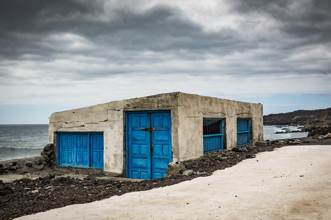 Image - la palma home blue blue home