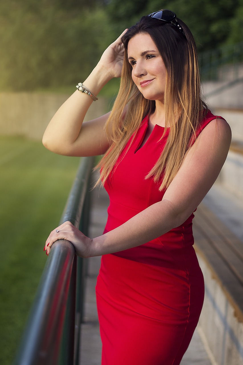 Image - méda fashion dress hair girl