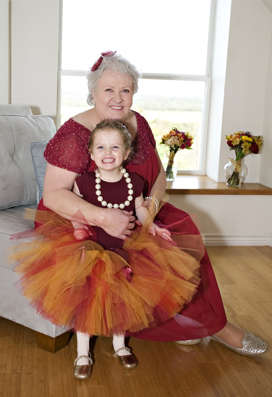 Image - grandmother with granddaughter