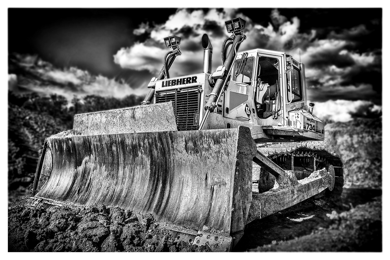 Image - chain caterpillar excavators