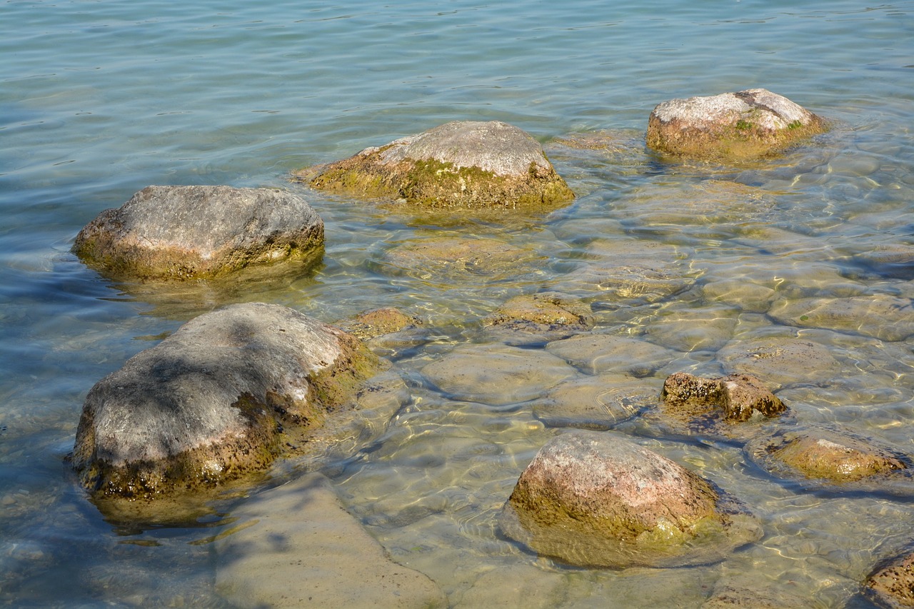 Image - rocks water lake annecy