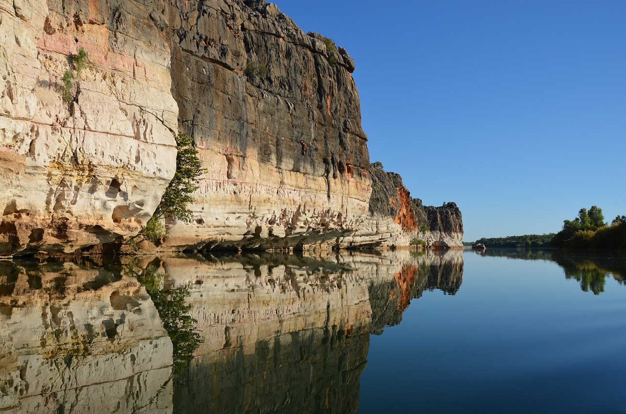 Image - cliff reflection river landscape