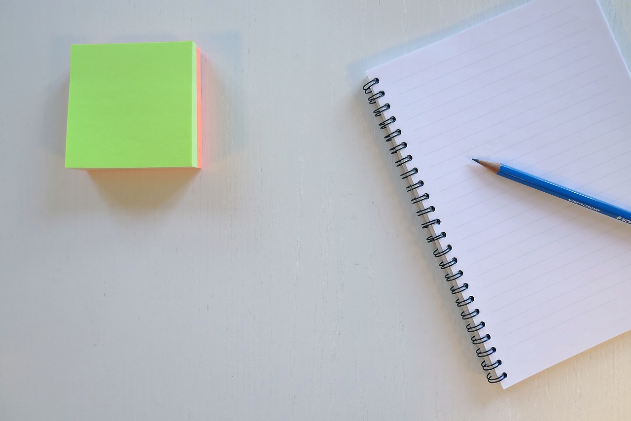 Image - sticky note paper notebook pencil
