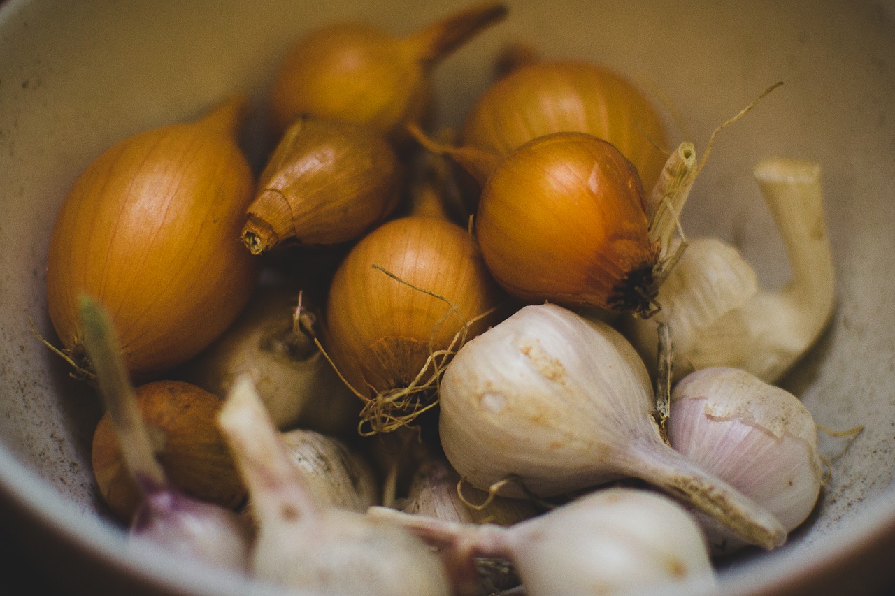 Image - onions garlic cloves vegetables