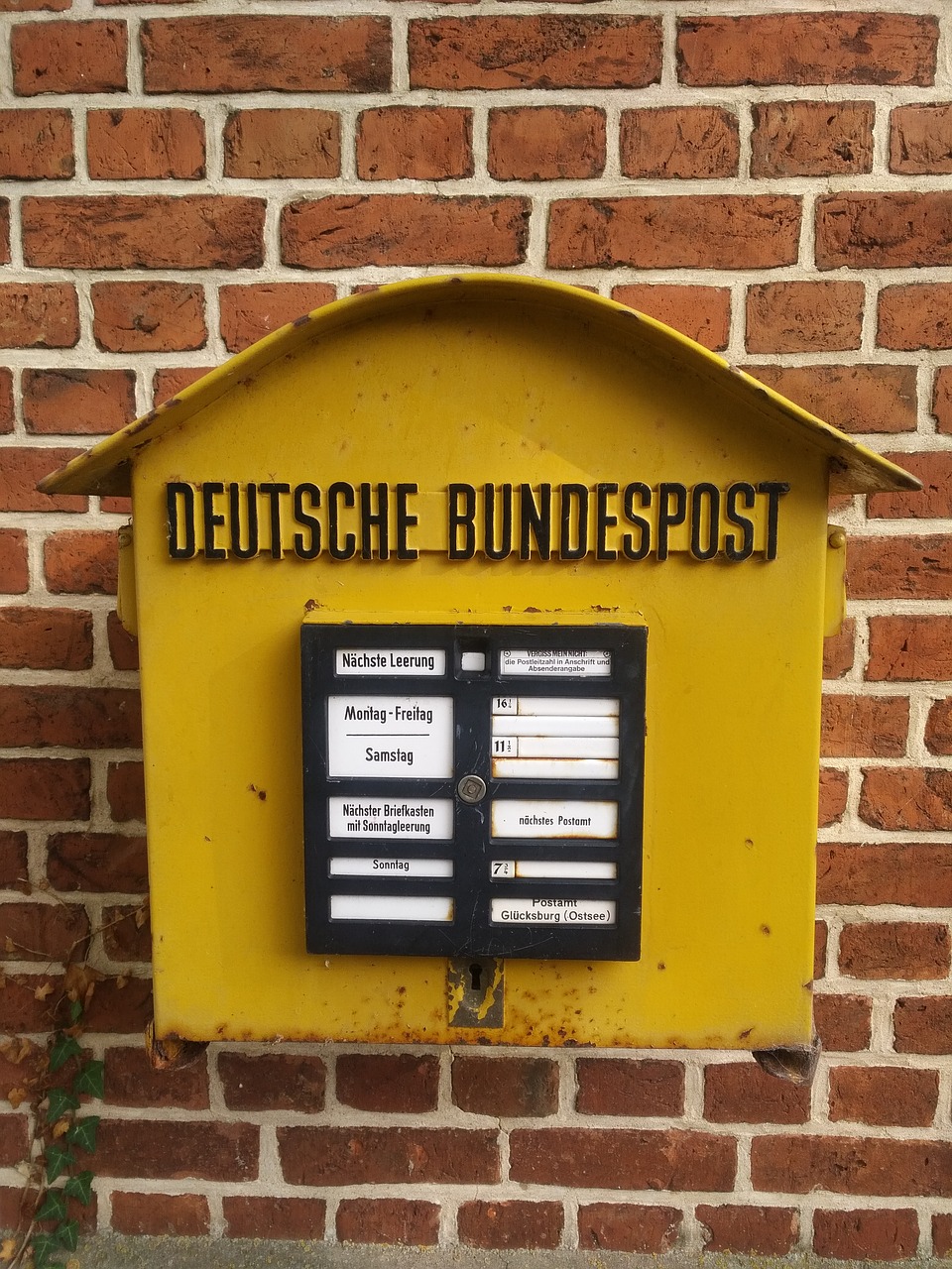 Image - emotion mailbox old