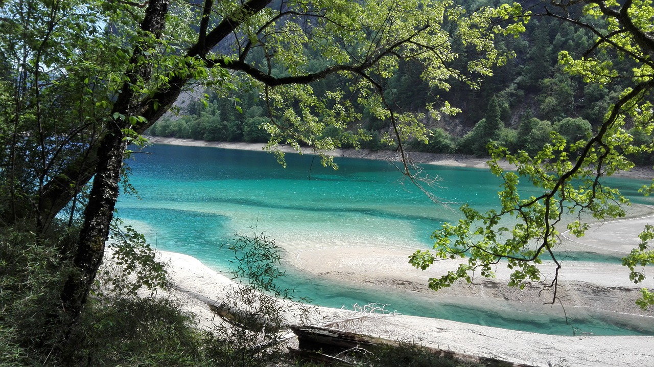 Image - jiuzhaigou sichuan multicolored hu