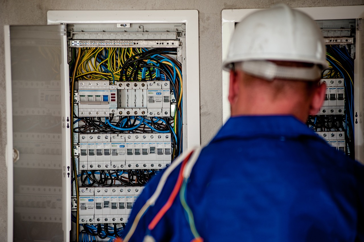 Image - electrician electric electricity