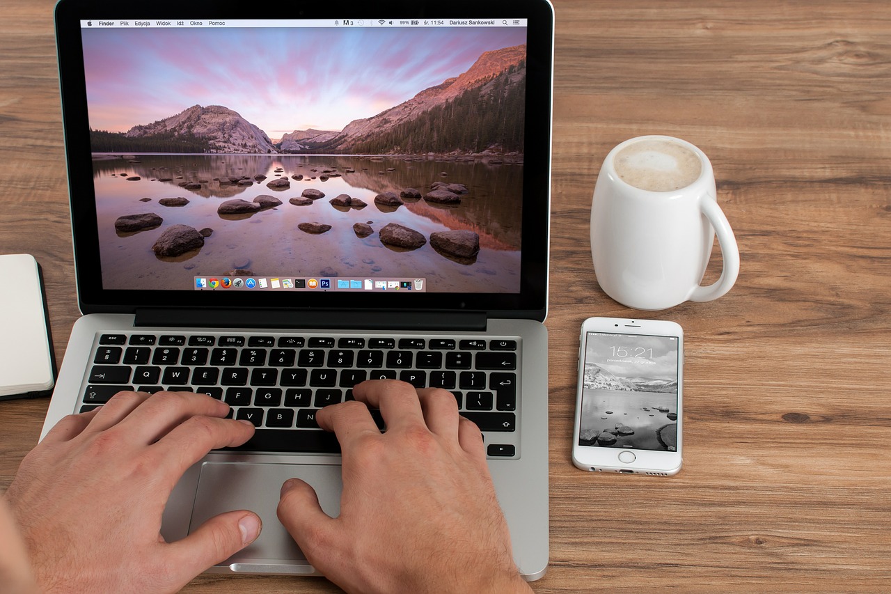 Image - office freelancer computer business