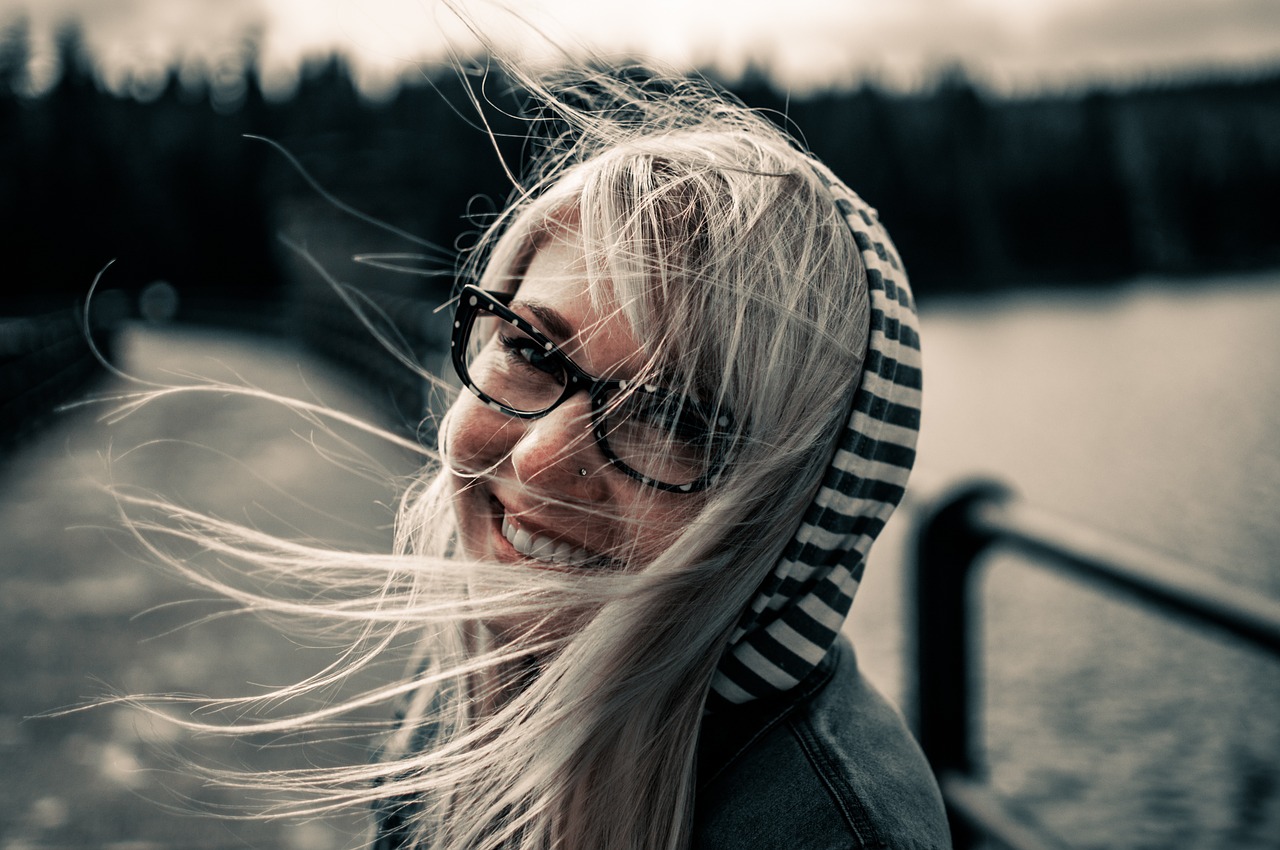 Image - girl smiling female woman young